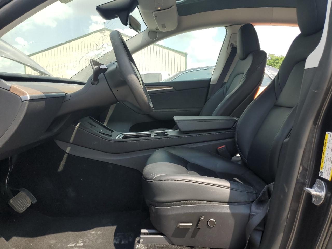 TESLA MODEL Y 2024 VIN 7SAYGDED8RF158606 фото 7