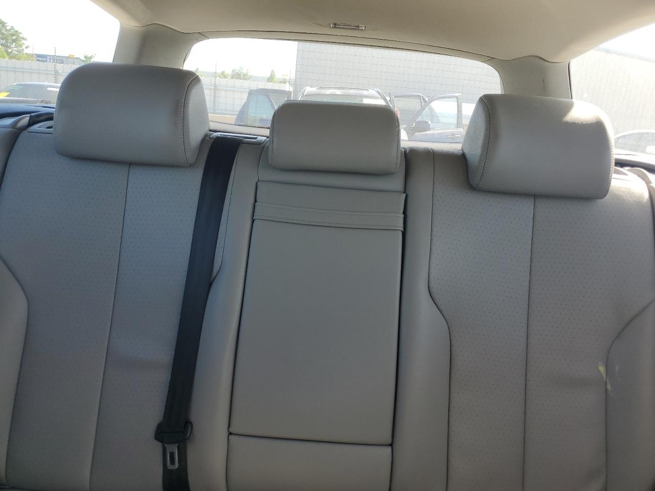 2007 Volkswagen Passat 2.0T Wagon Value VIN: WVWLK73C87E002226 Lot: 61066295