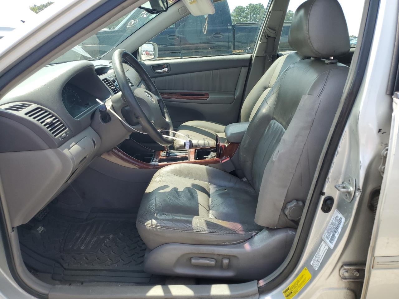 2002 Toyota Camry Le VIN: 4T1BE30K02U600005 Lot: 62292495