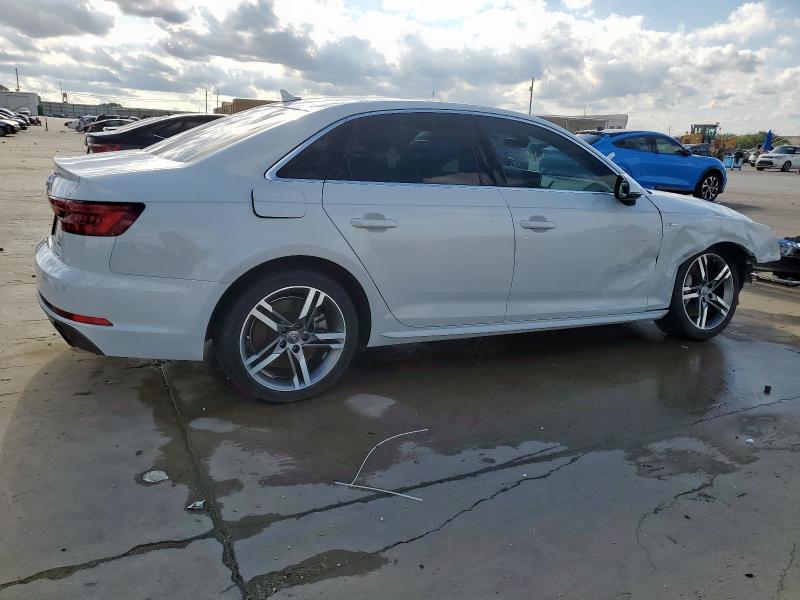  AUDI A4 2018 Белы