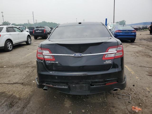  FORD TAURUS 2018 Чорний