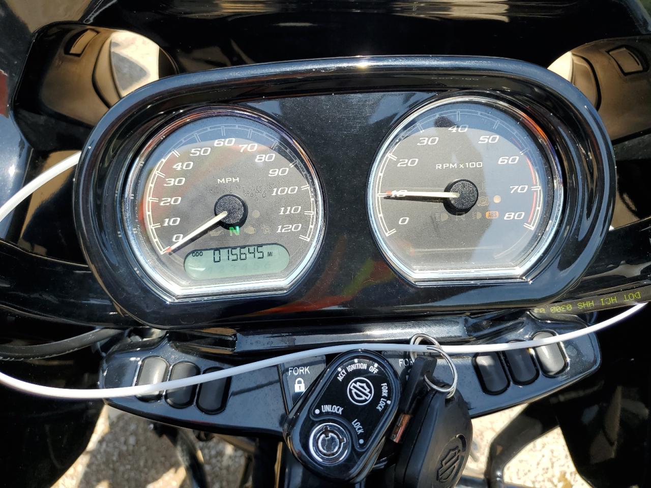 2018 Harley-Davidson Fltrxs Road Glide Special VIN: 1HD1KTC32JB677030 Lot: 61543795