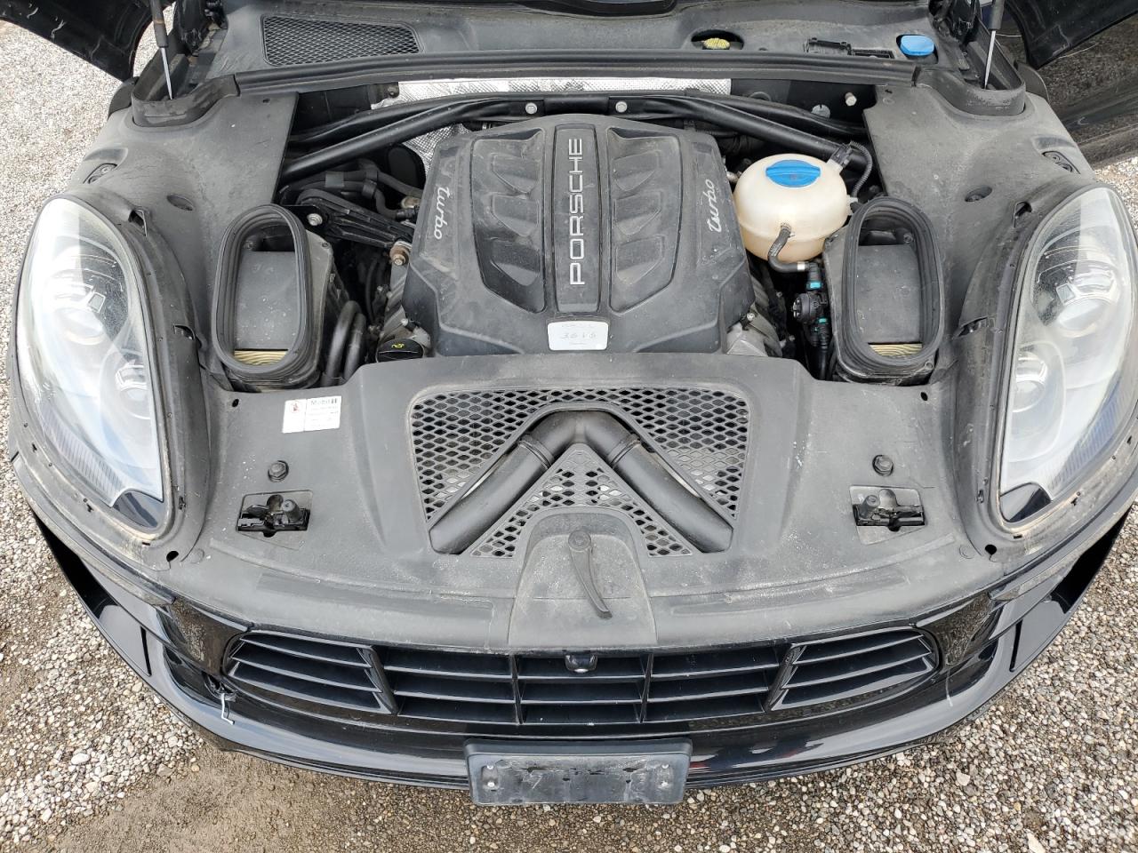 2016 Porsche Macan Turbo VIN: WP1AF2A56GLB93514 Lot: 62673475
