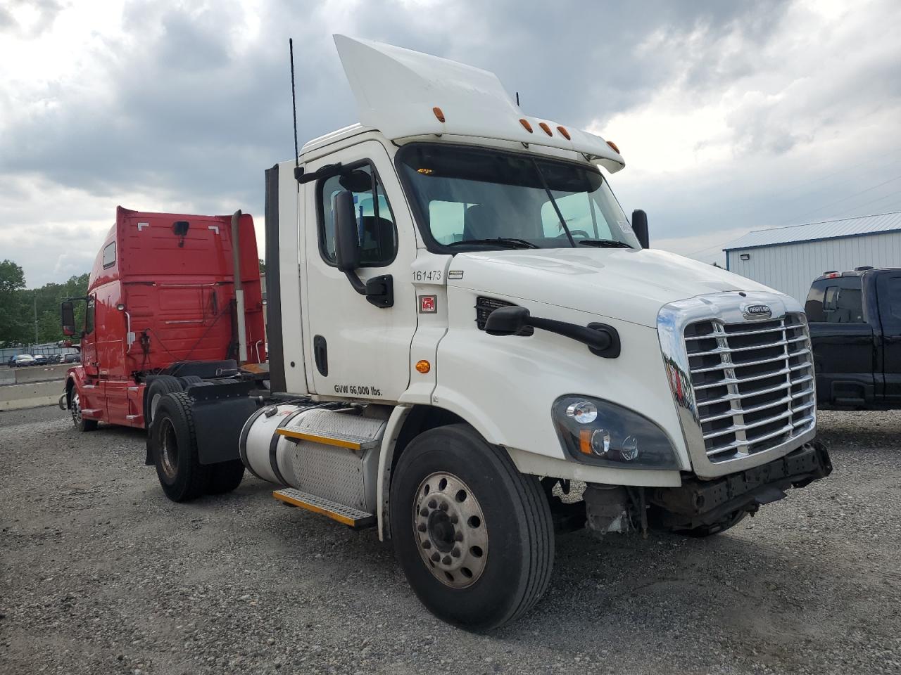2017 Freightliner Cascadia 113 Semi Truck for Sale in Glassboro, NJ - Front End