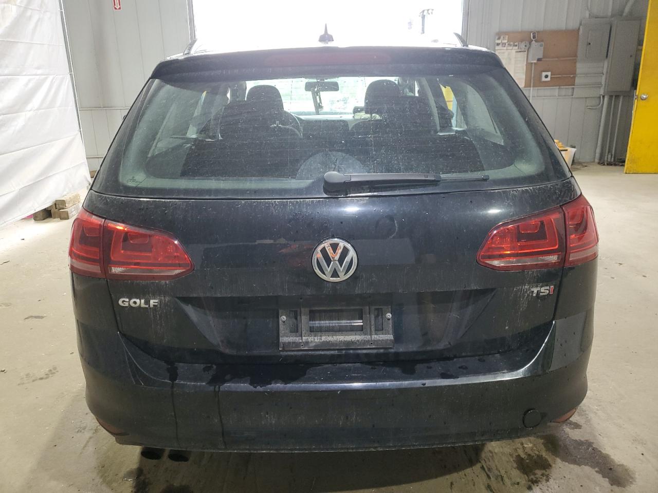 2017 Volkswagen Golf Sportwagen S VIN: 3VWC17AU9HM507375 Lot: 62057625