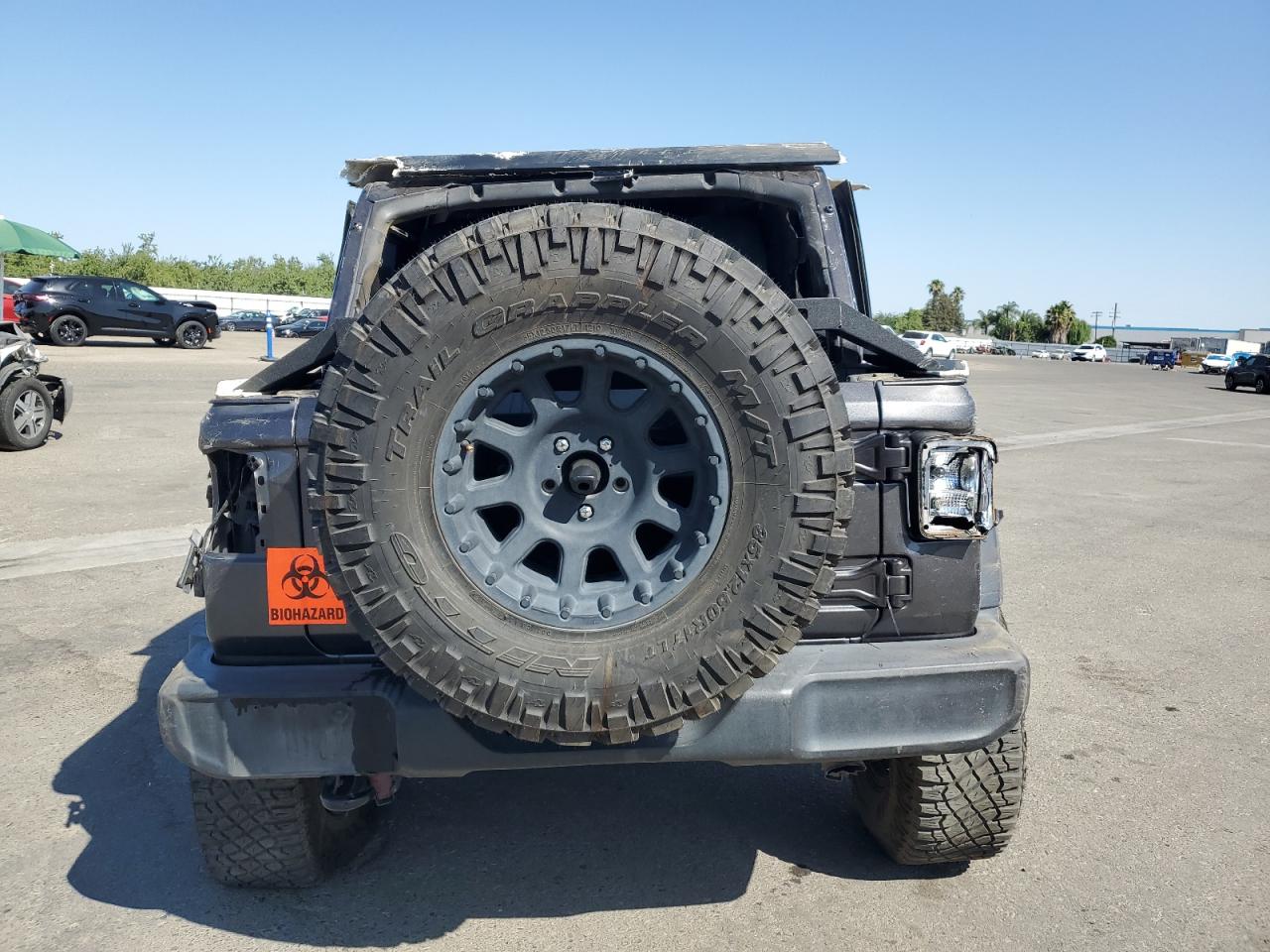 JEEP WRANGLER 2018 VIN 1C4HJXDG1JW181852 photo 6