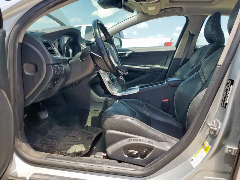  VOLVO S60 2017 Сріблястий