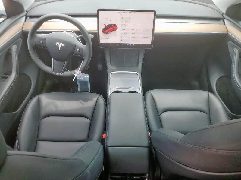  TESLA MODEL Y 2024 Czerwony