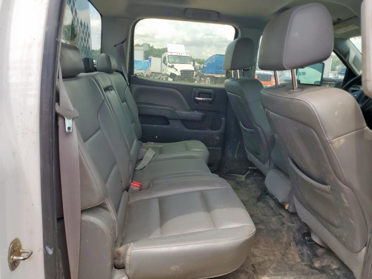 2015 Chevrolet Silverado C3500 VIN: 1GB4CYCG9FF557175 Lot: 62641615