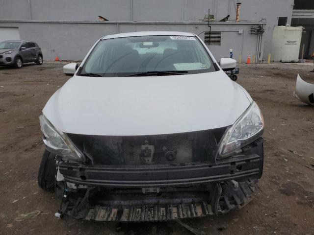 Sedans NISSAN SENTRA 2015 Biały