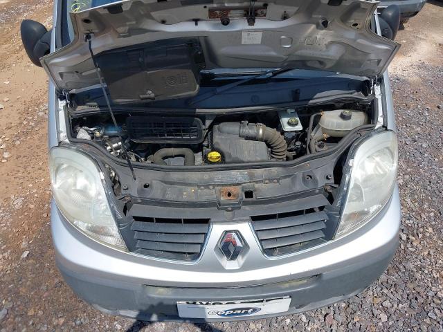 2009 RENAULT TRAFIC SL2