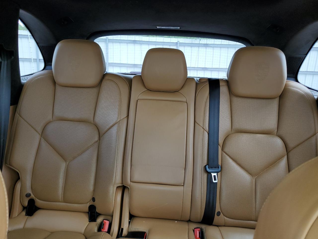 2015 Porsche Cayenne Turbo VIN: WP1AC2A23FLA82321 Lot: 61651185