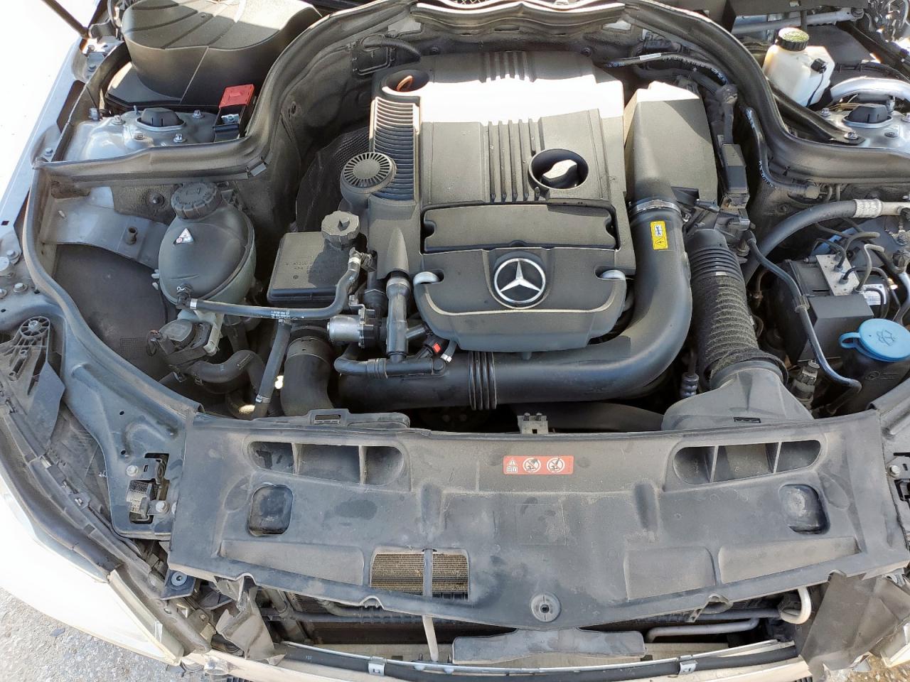 2012 Mercedes-Benz C 250 VIN: WDDGF4HB5CR238555 Lot: 62610685