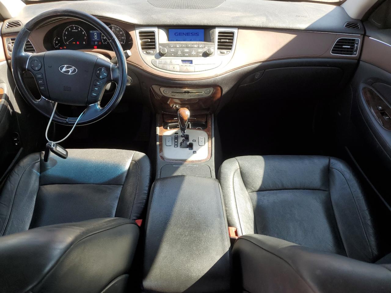 2009 Hyundai Genesis 3.8L VIN: KMHGC46E49U022780 Lot: 60662735