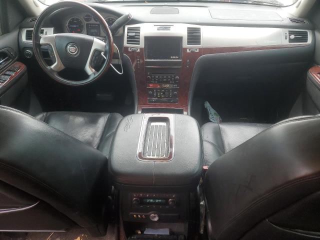 Паркетники CADILLAC ESCALADE 2012 Білий