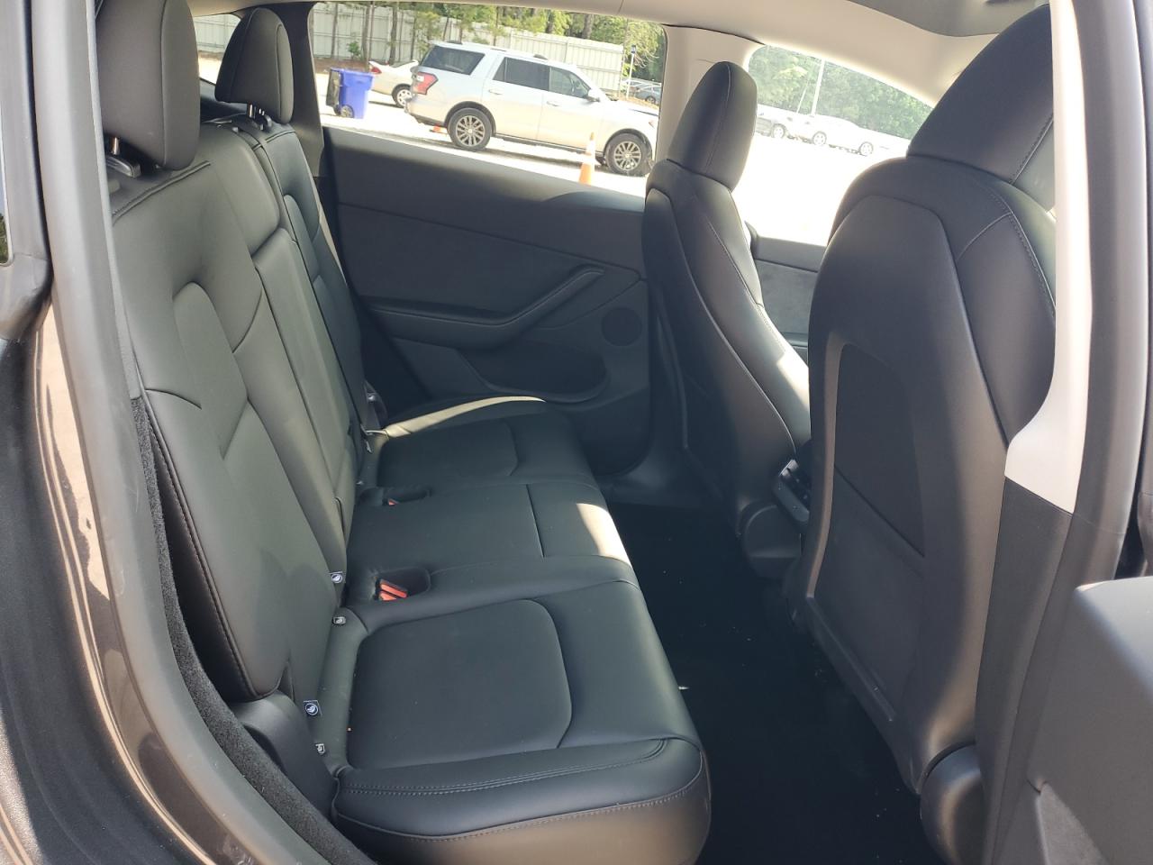 2024 Tesla Model Y VIN: 7SAYGDED2RA334739 Lot: 58932355