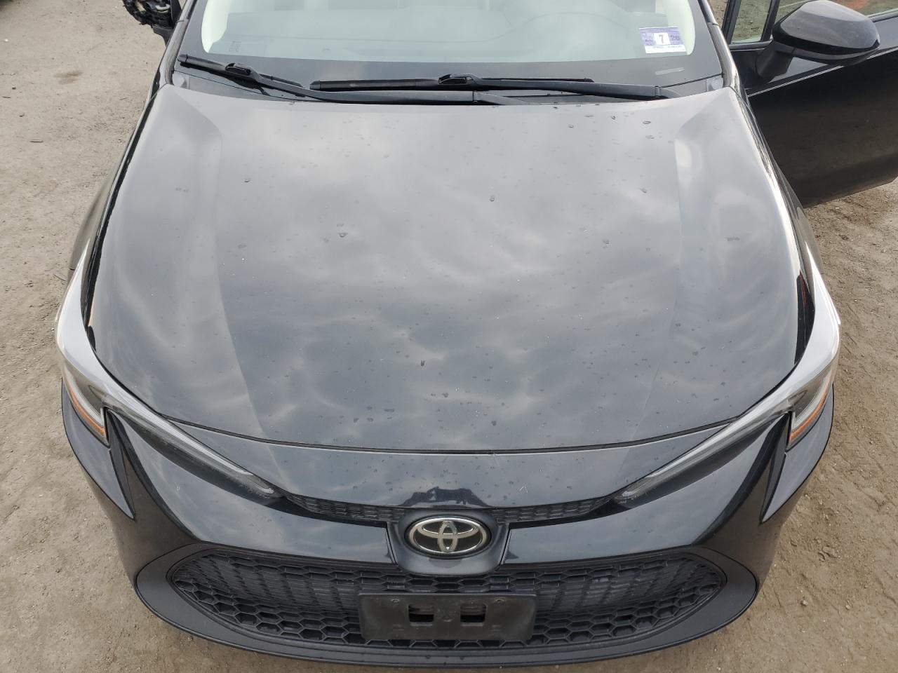2020 Toyota Corolla Le VIN: 5YFEPRAE2LP010345 Lot: 62665185