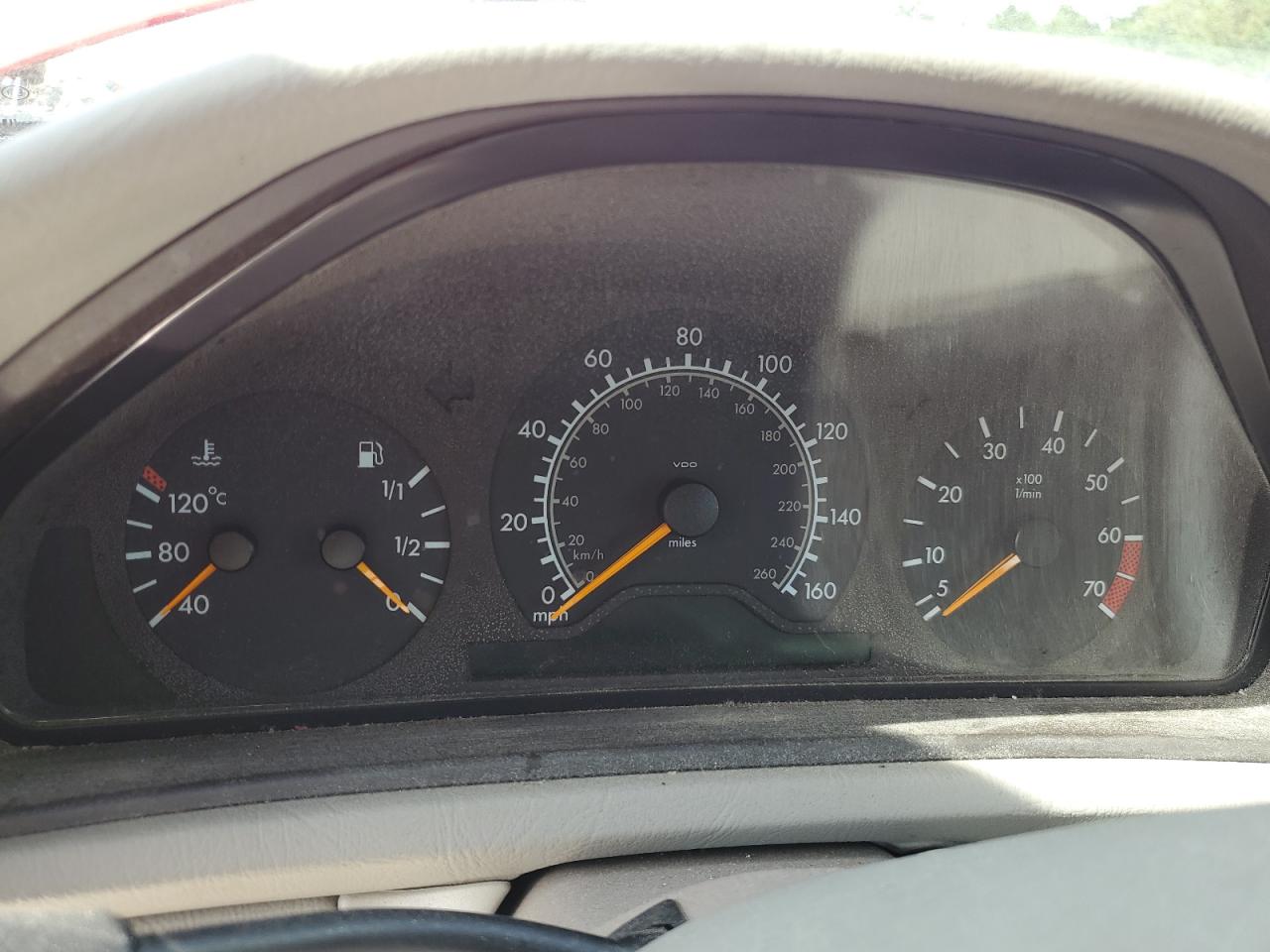 1999 Mercedes-Benz Clk 320 VIN: WDBLK65G9XT005267 Lot: 60534185