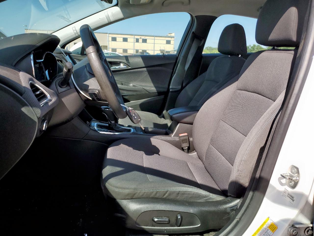 1G1BE5SMXK7114372 CHEVROLET CRUZE 2019