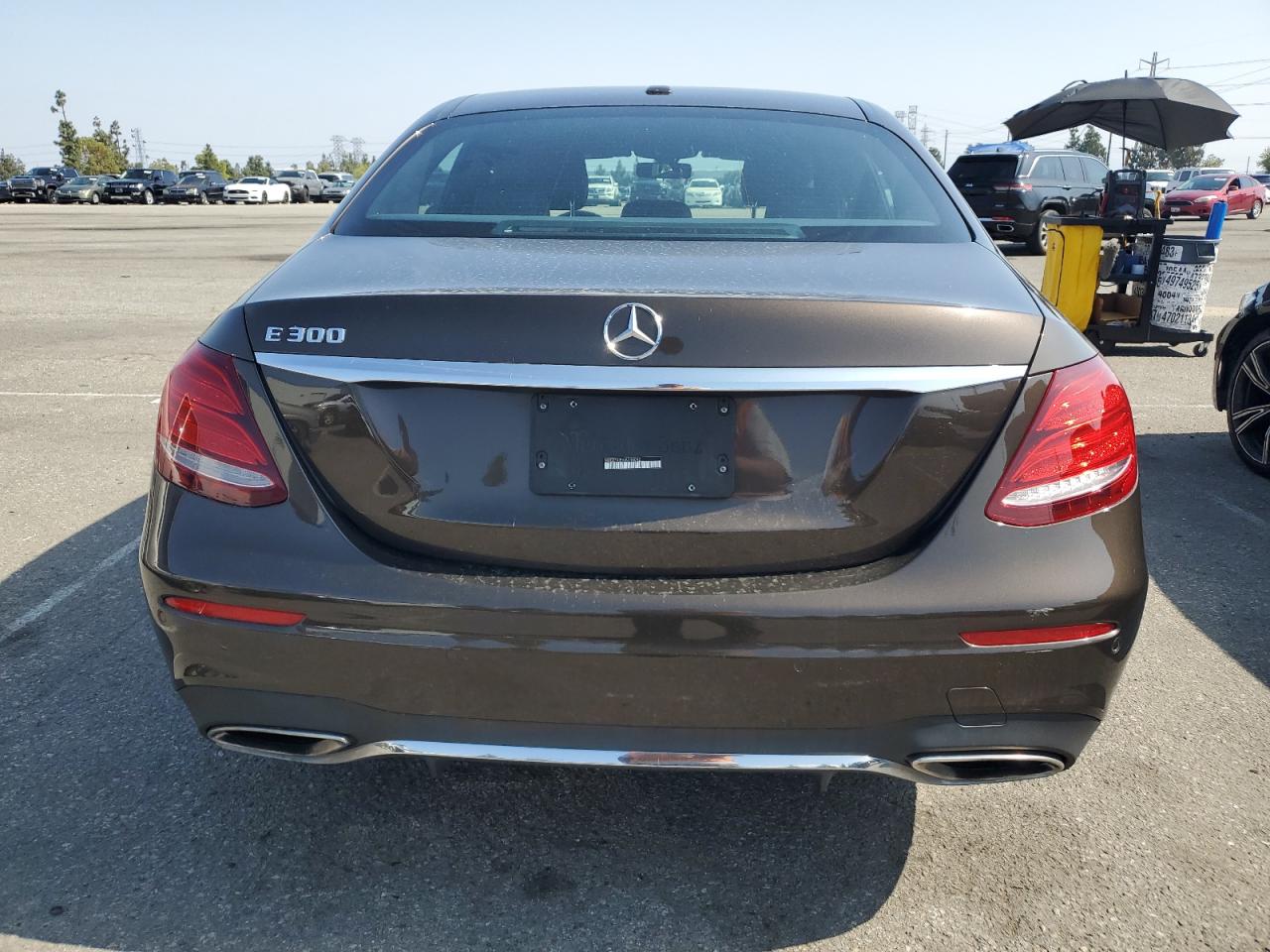 2018 Mercedes-Benz E 300 VIN: WDDZF4JB6JA348092 Lot: 59627645
