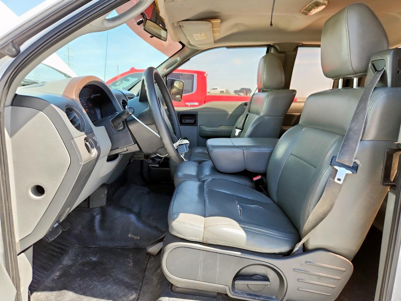 2005 Ford F150 VIN: 1FTPX12505FB72736 Lot: 62170625