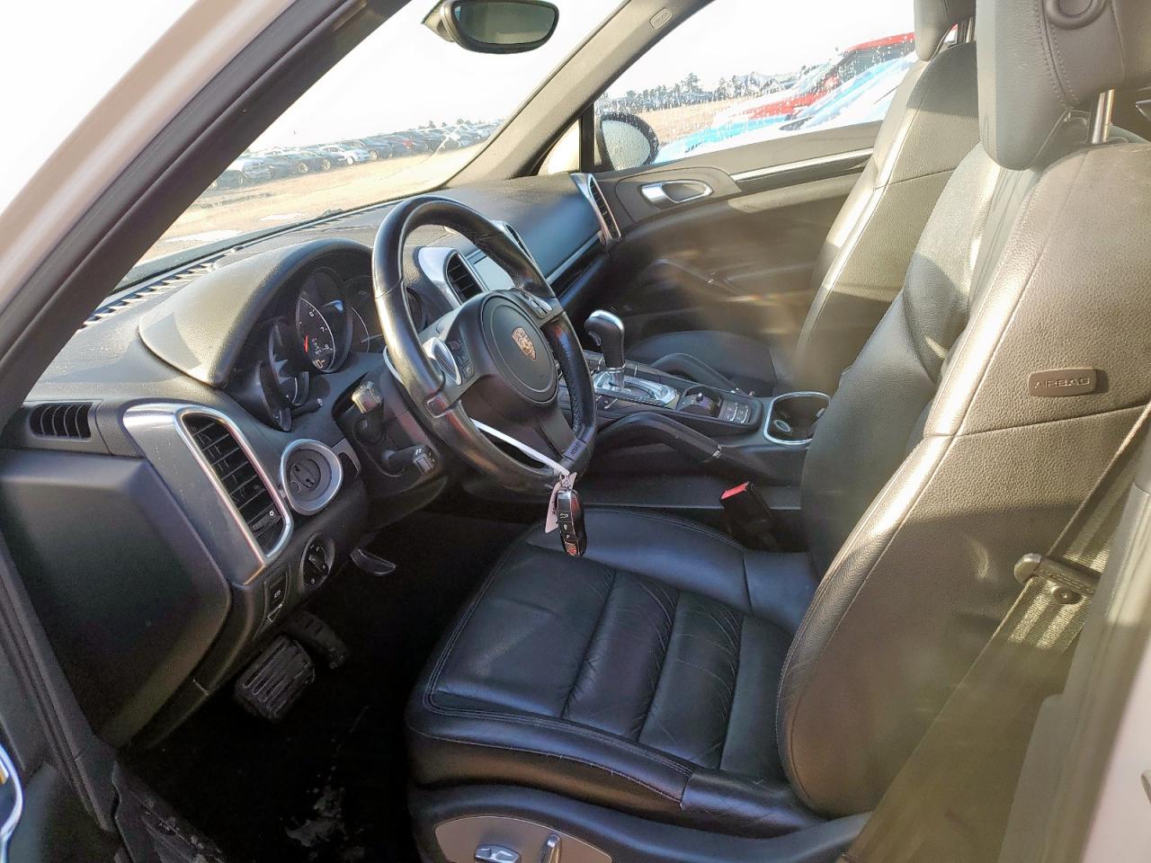 2012 Porsche Cayenne VIN: WP1AA2A23CLA02906 Lot: 61752985