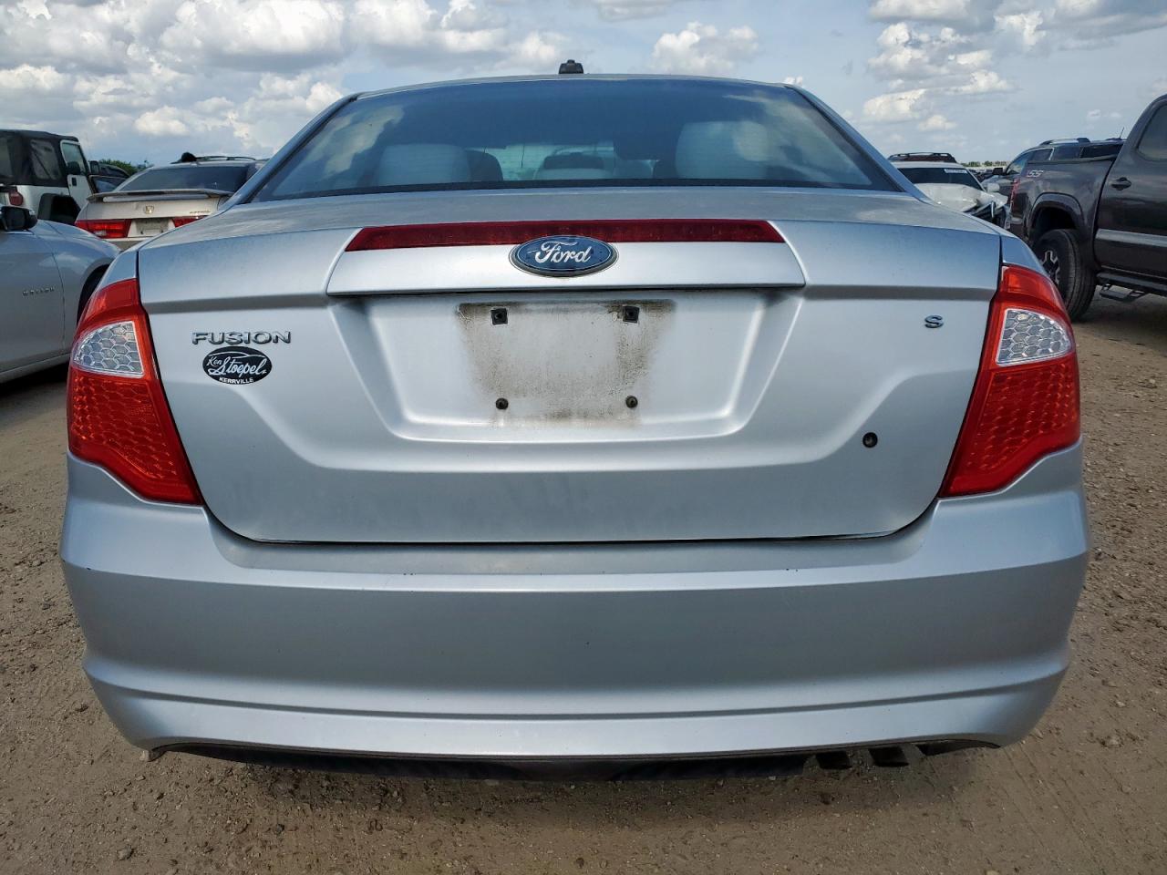 FORD FUSION 2011 VIN 3FAHP0GA1BR107452 фото 6