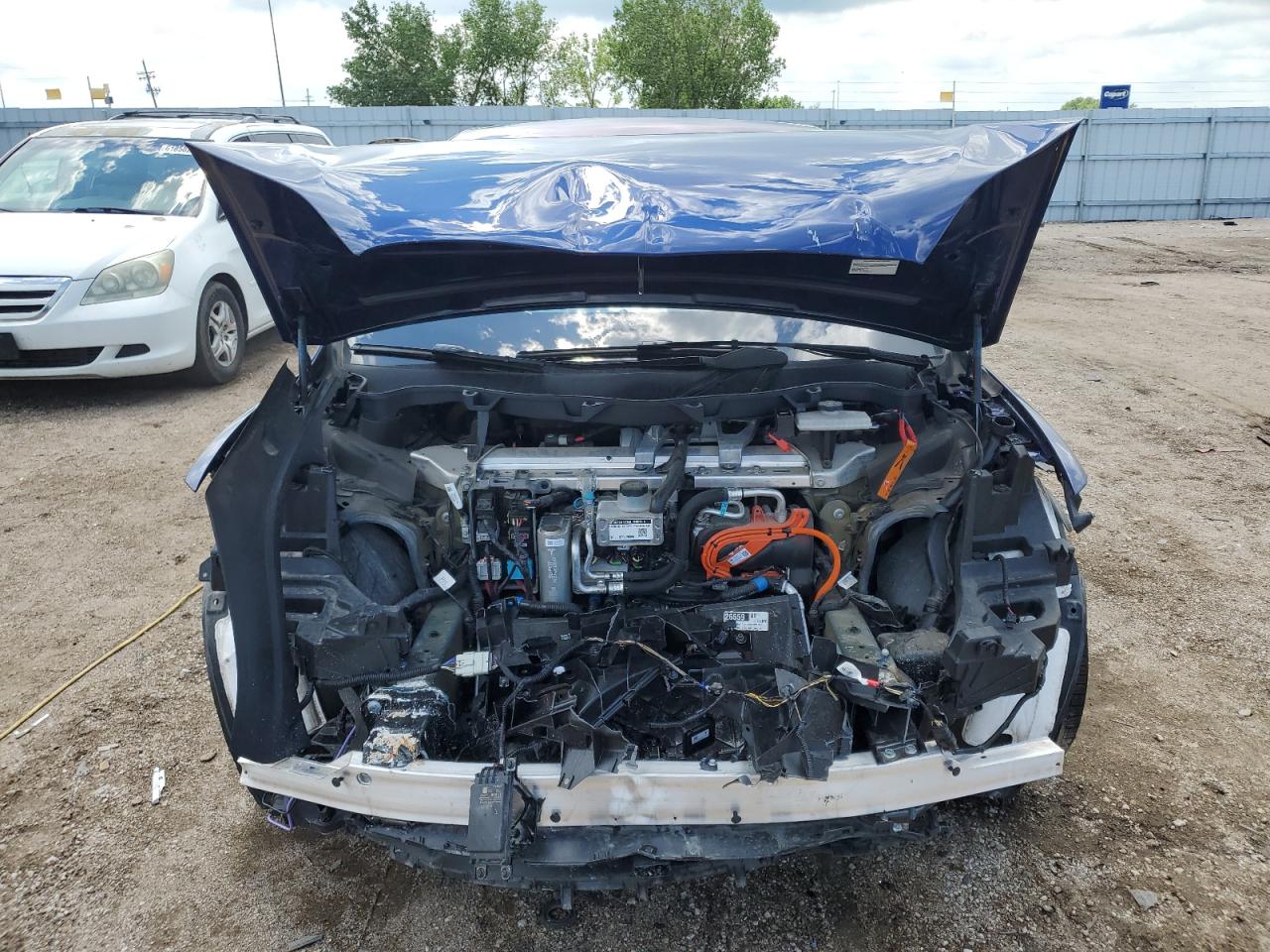 2024 Tesla Model X VIN: 7SAXCDE52RF437985 Lot: 62547715