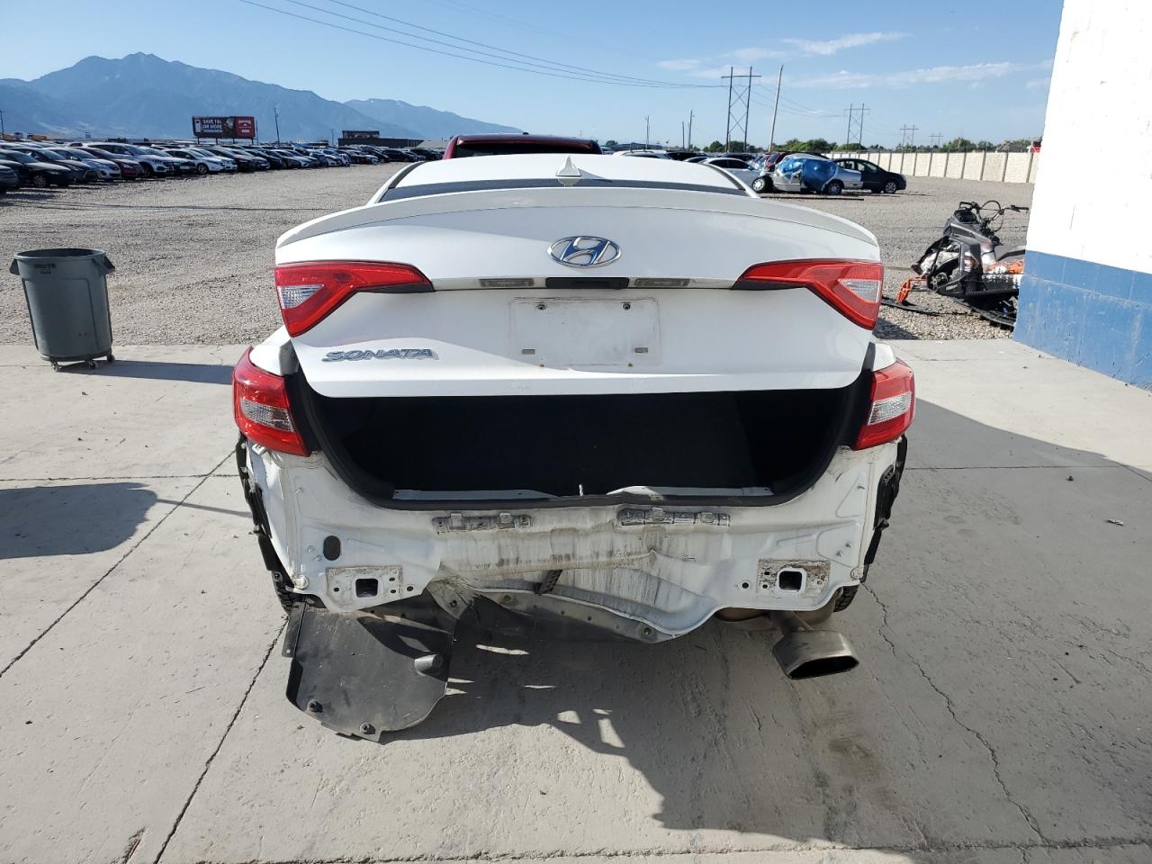 2015 Hyundai Sonata Se VIN: 5NPE24AF9FH015893 Lot: 62913215