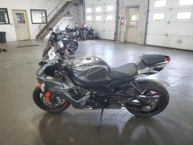  SUZUKI GSXR750 2021 Серый
