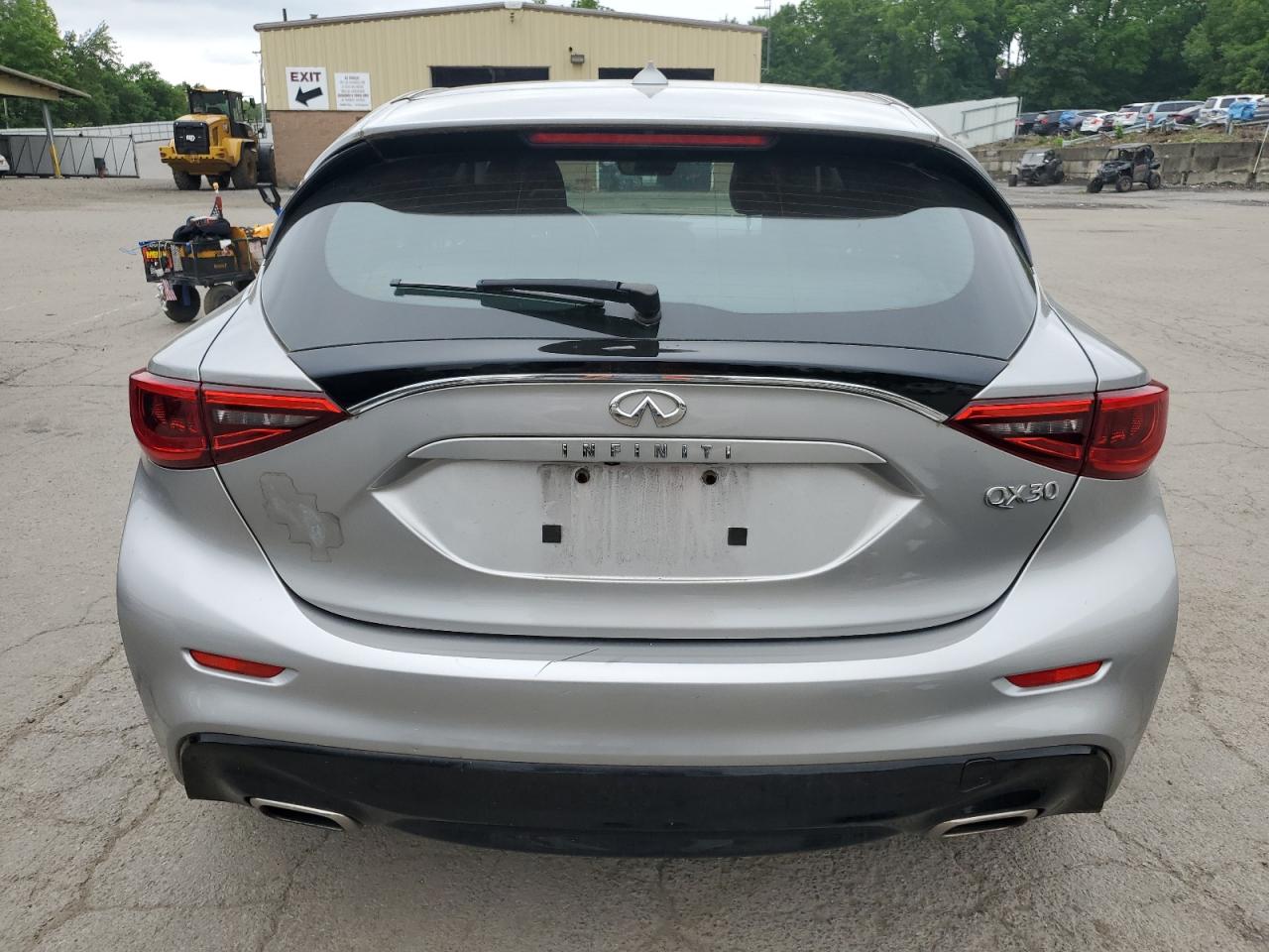QX30 QX30