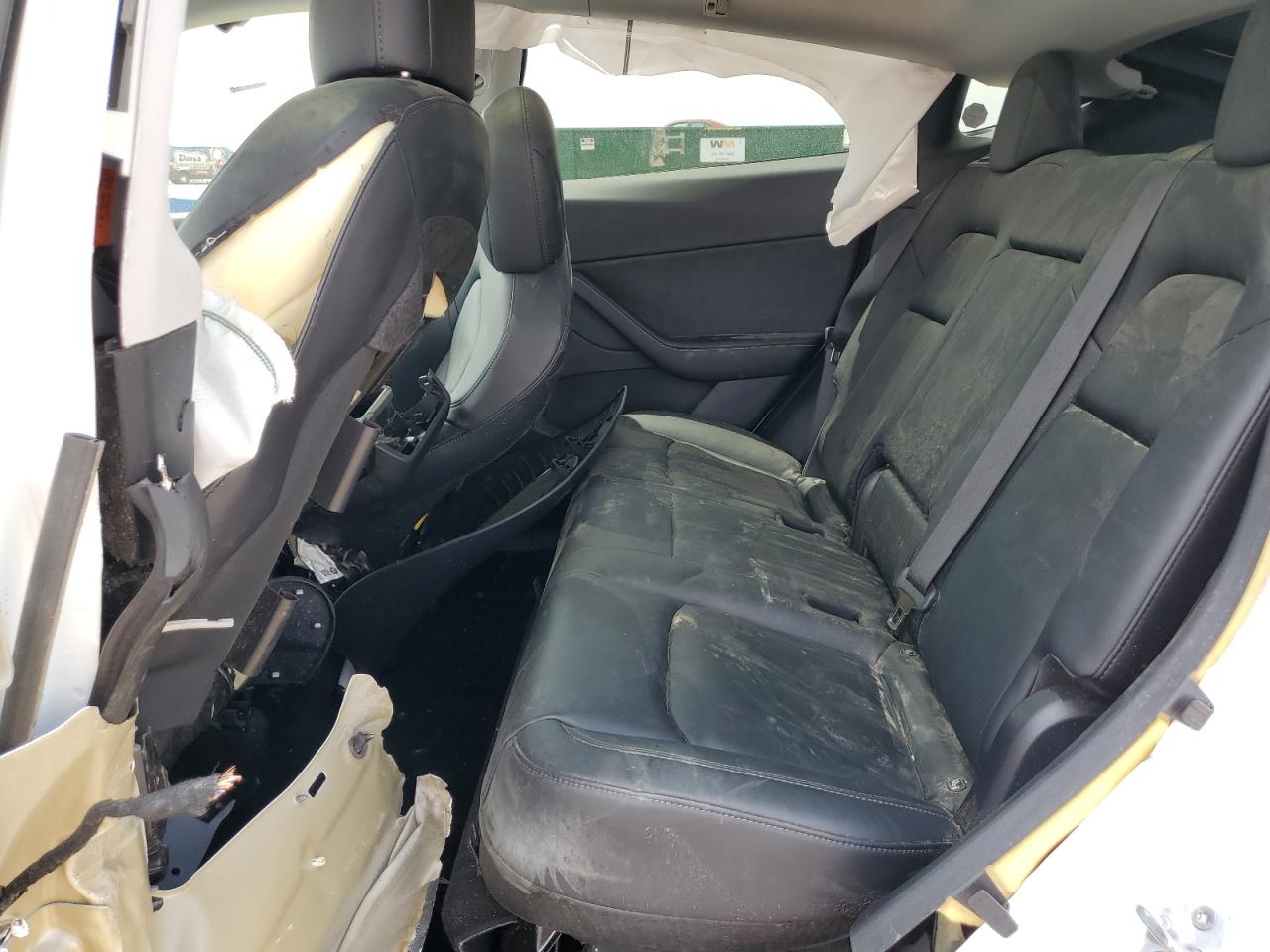 5YJYGDEE1MF253572 2021 Tesla Model Y