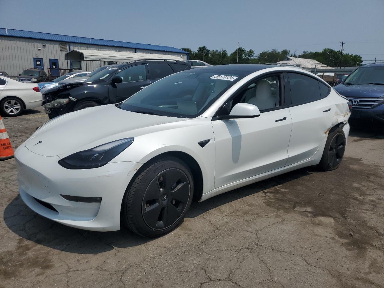 5YJ3E1EB6PF472343 TESLA MODEL 3 Photo 1