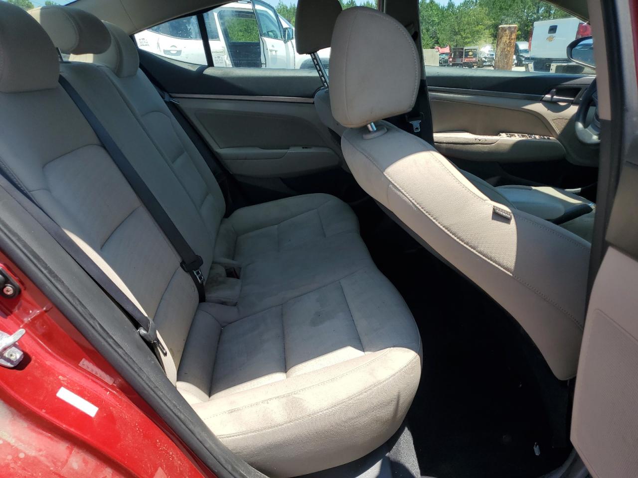 HYUNDAI ELANTRA 2017 VIN KMHD84LFXHU207819 фото 10