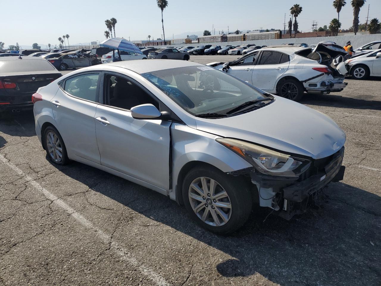 HYUNDAI ELANTRA 2015 VIN 5NPDH4AE1FH598235 zdjęcie 4