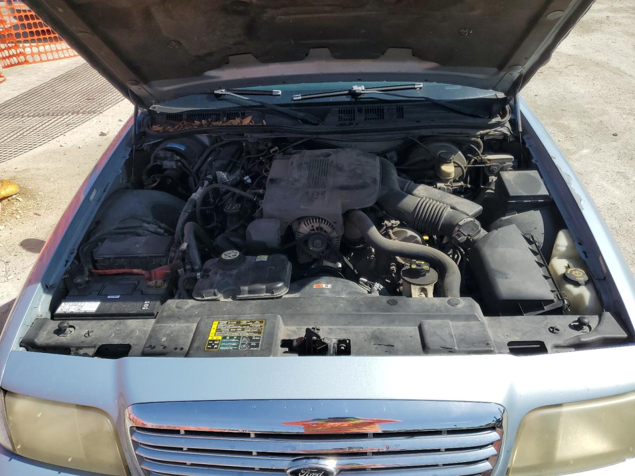 2004 Ford Crown Victoria Lx VIN: 2FAFP74W74X184492 Lot: 60436315