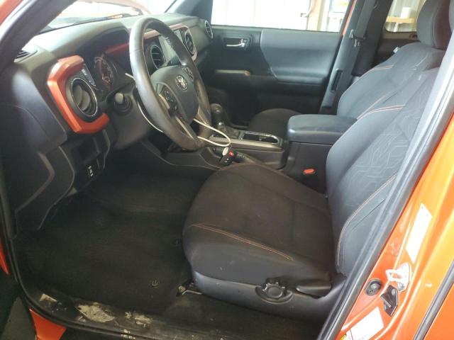 Pickups TOYOTA TACOMA 2017 Pomarańczowy
