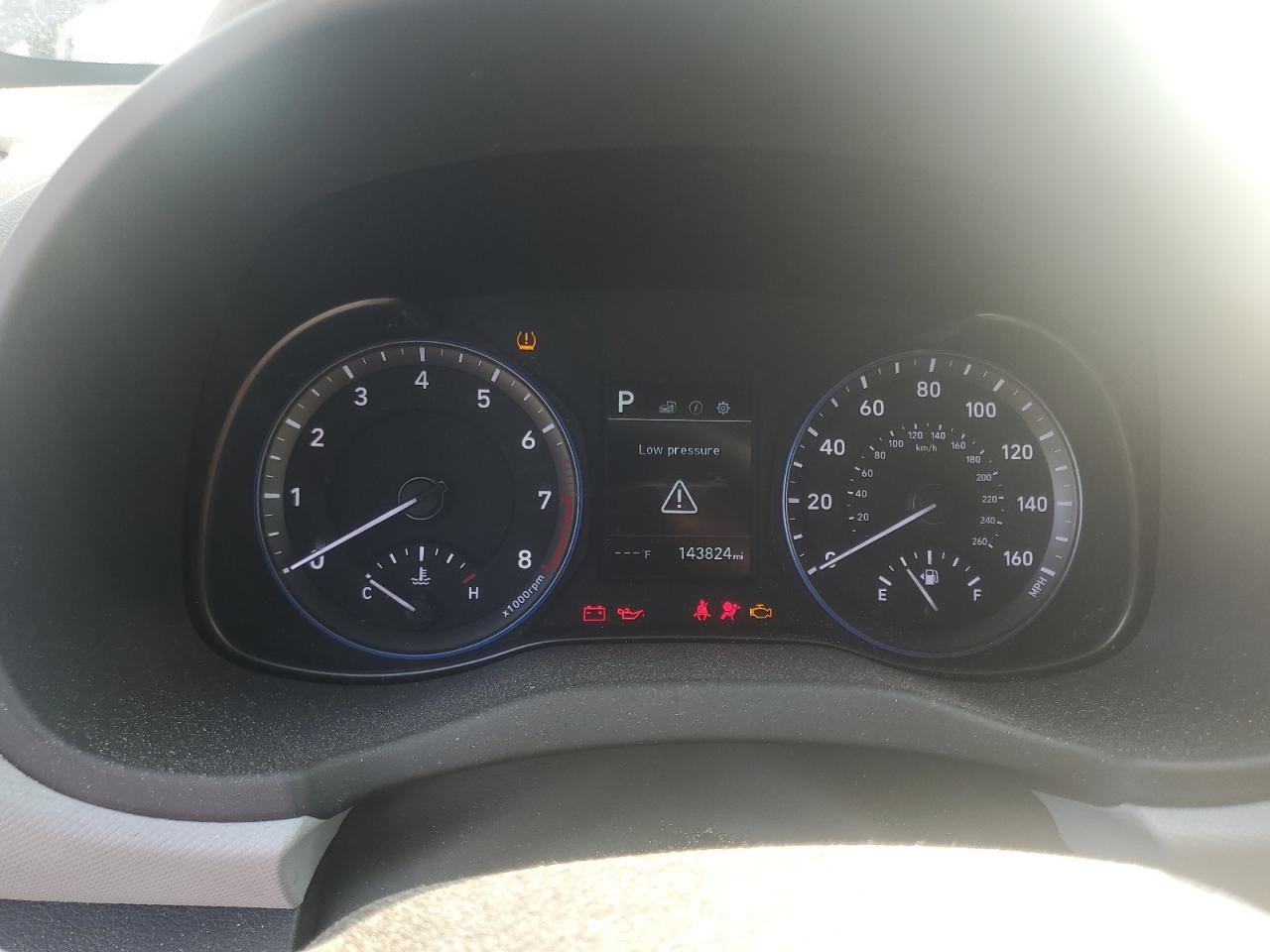 2018 Hyundai Kona Se VIN: KM8K12AA0JU073979 Lot: 62071865
