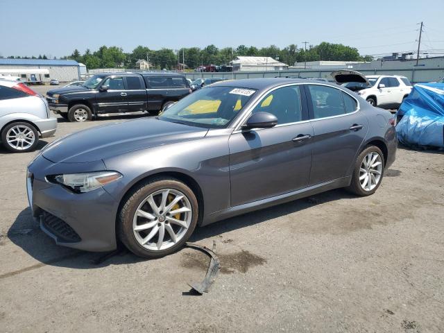 2018 Alfa Romeo Giulia Q4