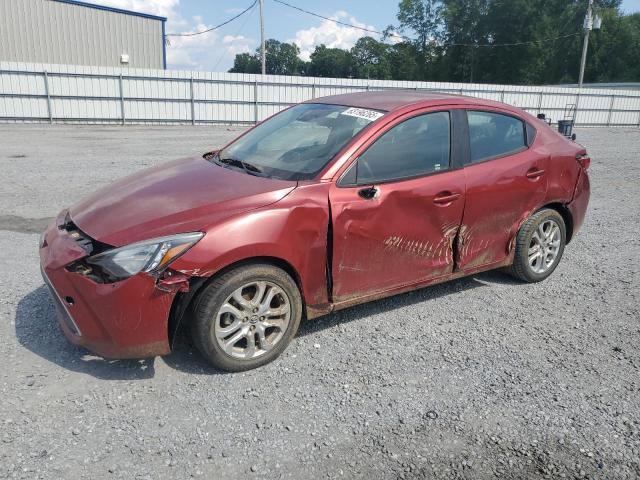  TOYOTA YARIS 2018 Czerwony