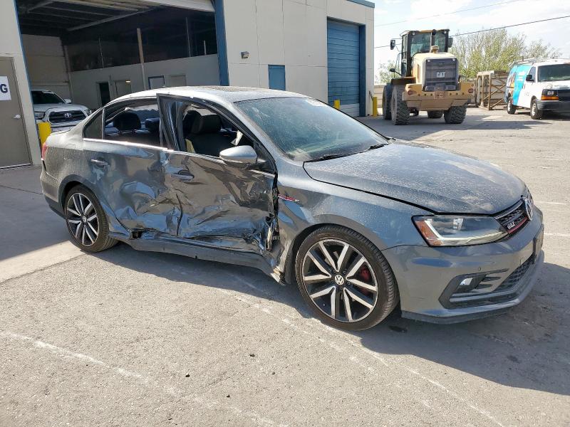  VOLKSWAGEN JETTA 2018 Серый