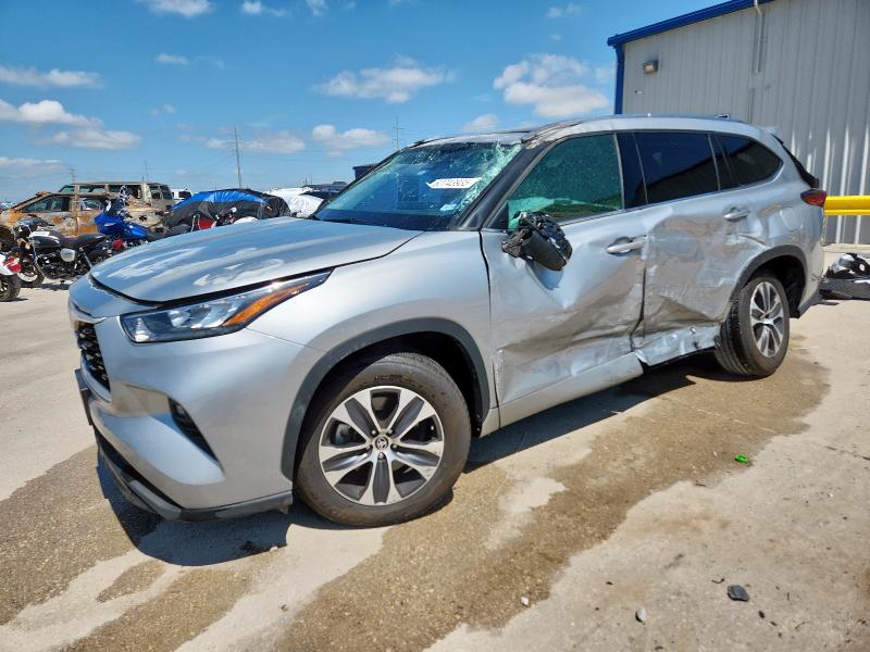  TOYOTA HIGHLANDER 2020 Srebrny