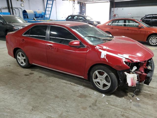 Sedans TOYOTA CAMRY 2014 Czerwony
