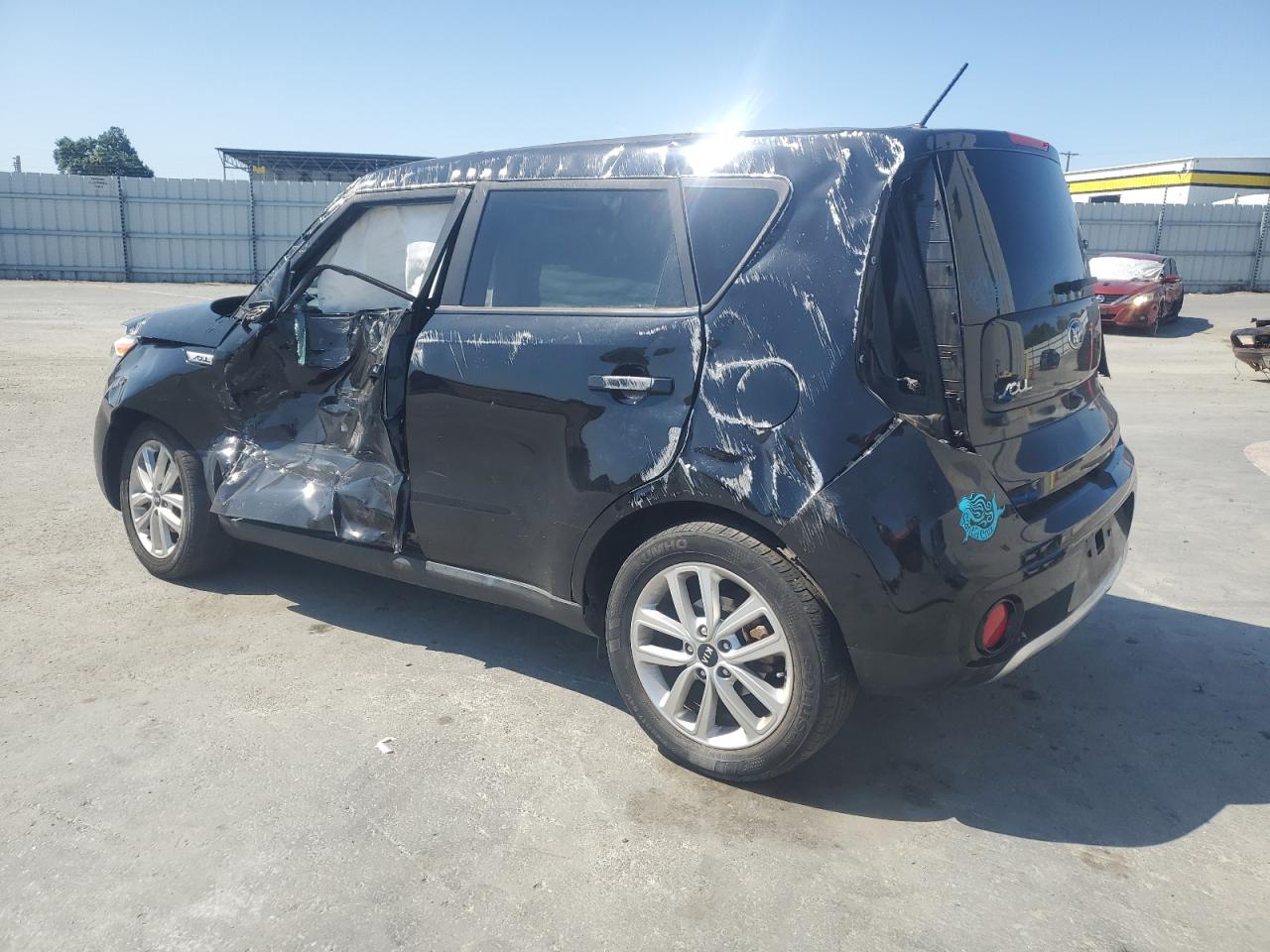 2018 Kia Soul + VIN: KNDJP3A56J7562053 Lot: 62355025