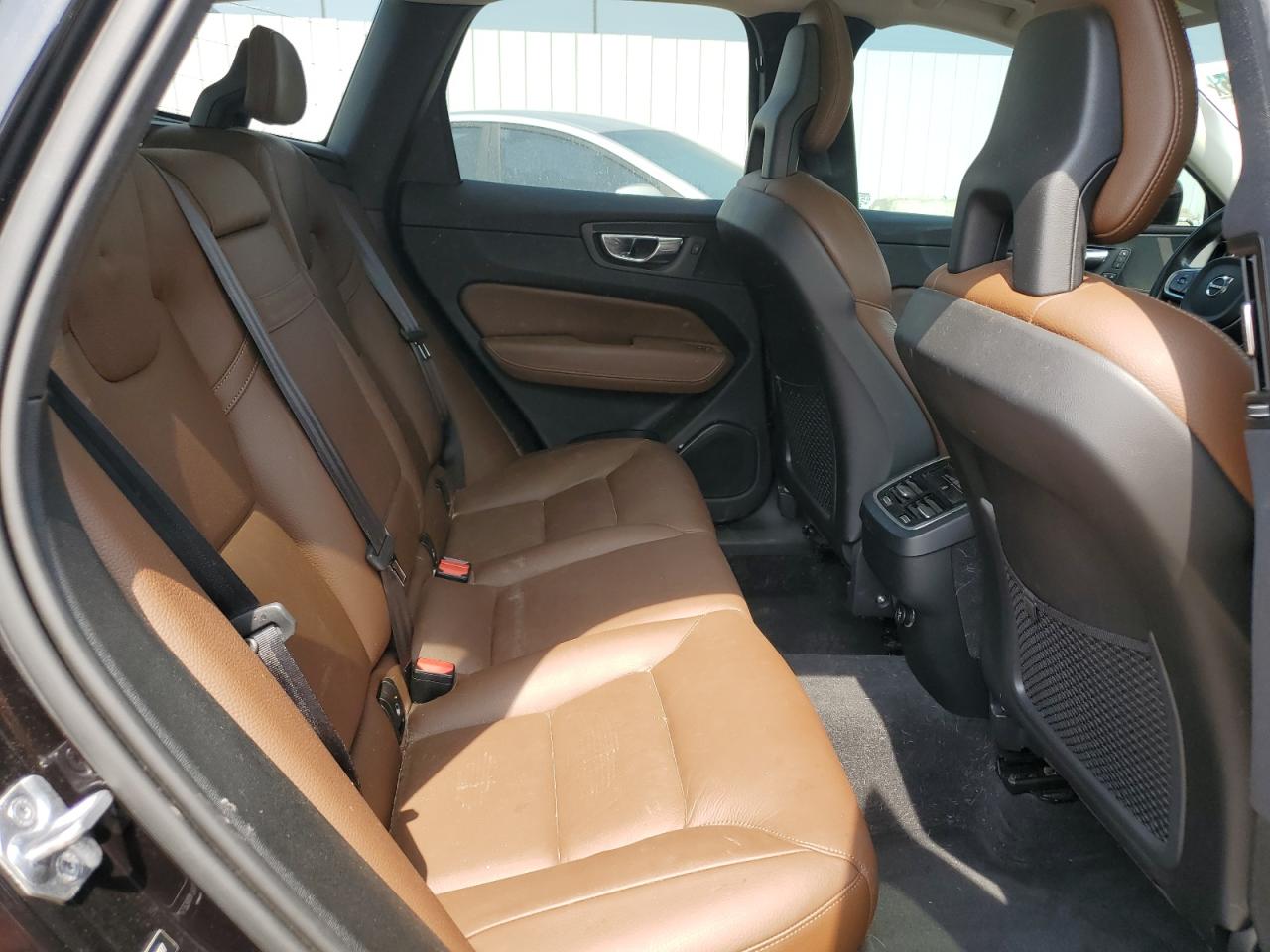 2018 Volvo Xc60 T5 Inscription VIN: YV4102RL8J1006277 Lot: 60161325