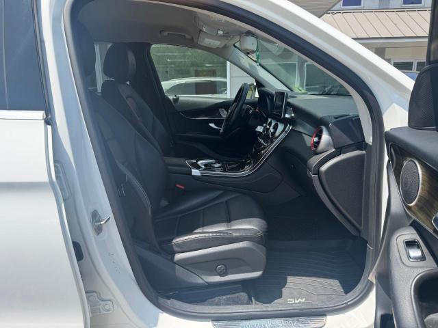 Parquets MERCEDES-BENZ GLC-CLASS 2016 Biały
