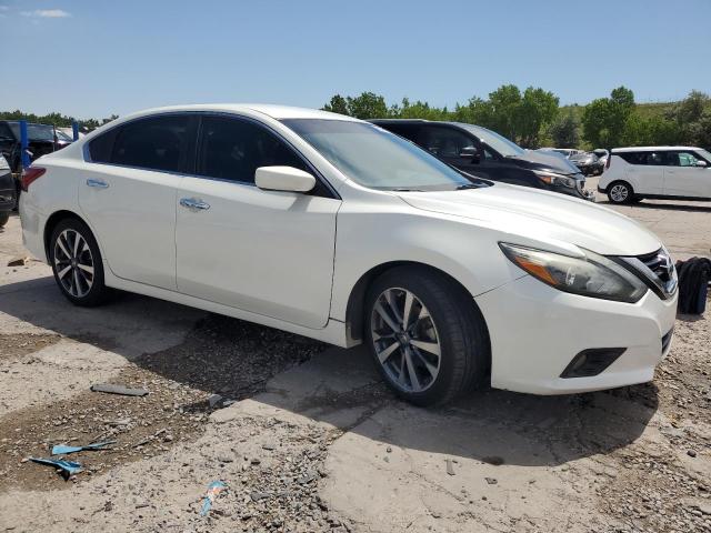  NISSAN ALTIMA 2017 Biały