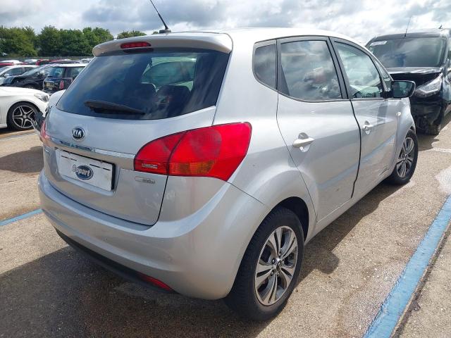2016 KIA VENGA SR7