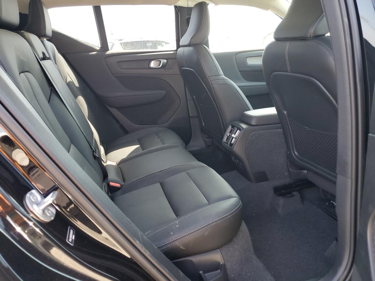 2024 Volvo Xc40 Core VIN: YV4L12UK6R2360261 Lot: 61597165