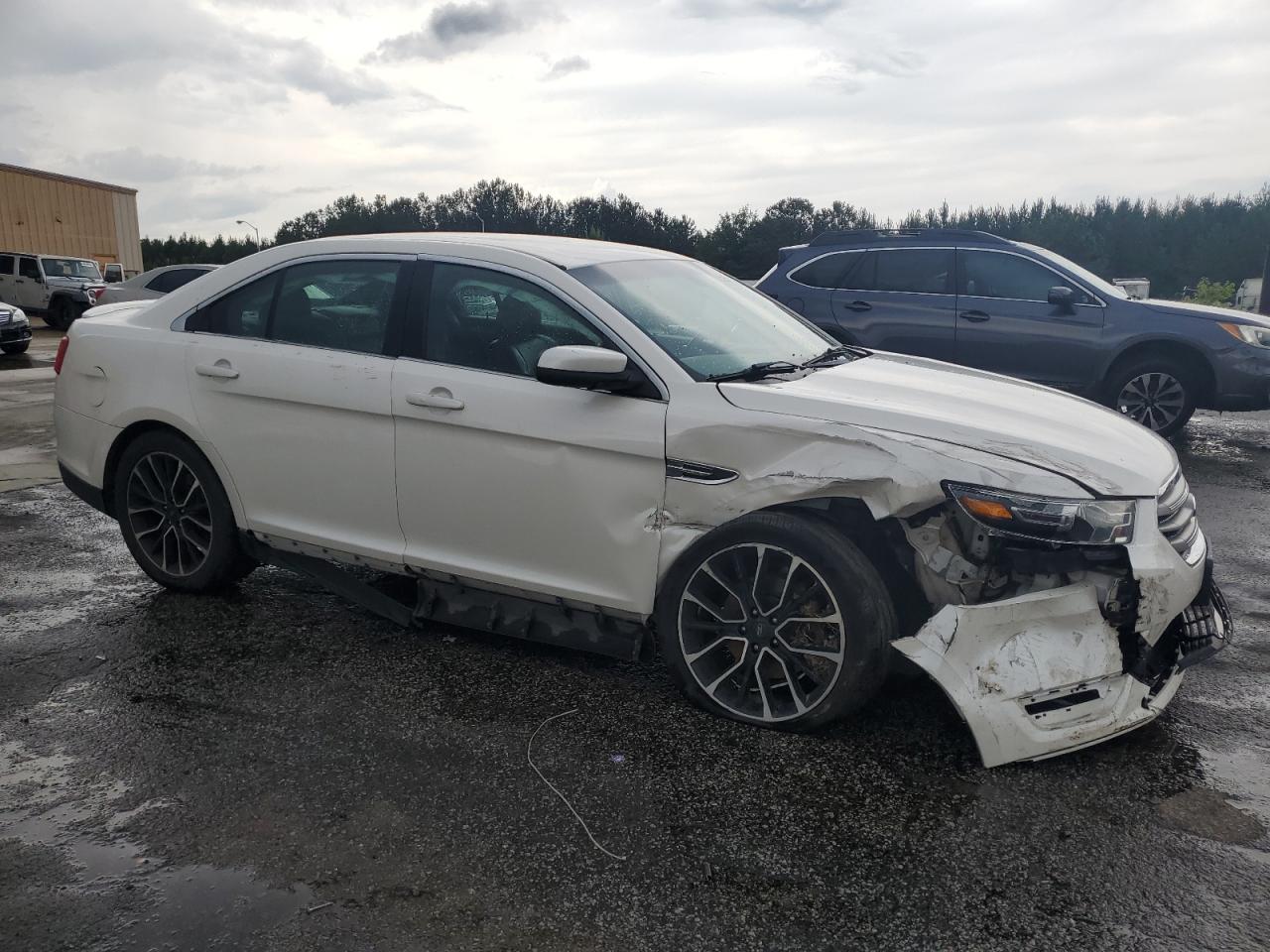 1FAHP2H89JG113481 FORD TAURUS 2018